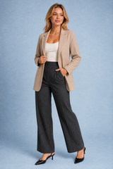 Blazer ajustado com colarinho tailleur