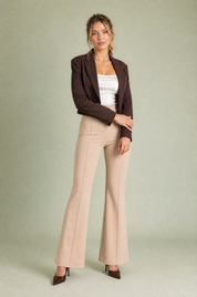 Pantalon taille haute micro-évasé | Variante Beige | Lounelle Paris