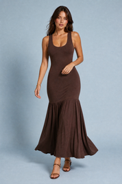 Robe longue marron bretelles larges | Vue en mouvement | Lounelle Paris