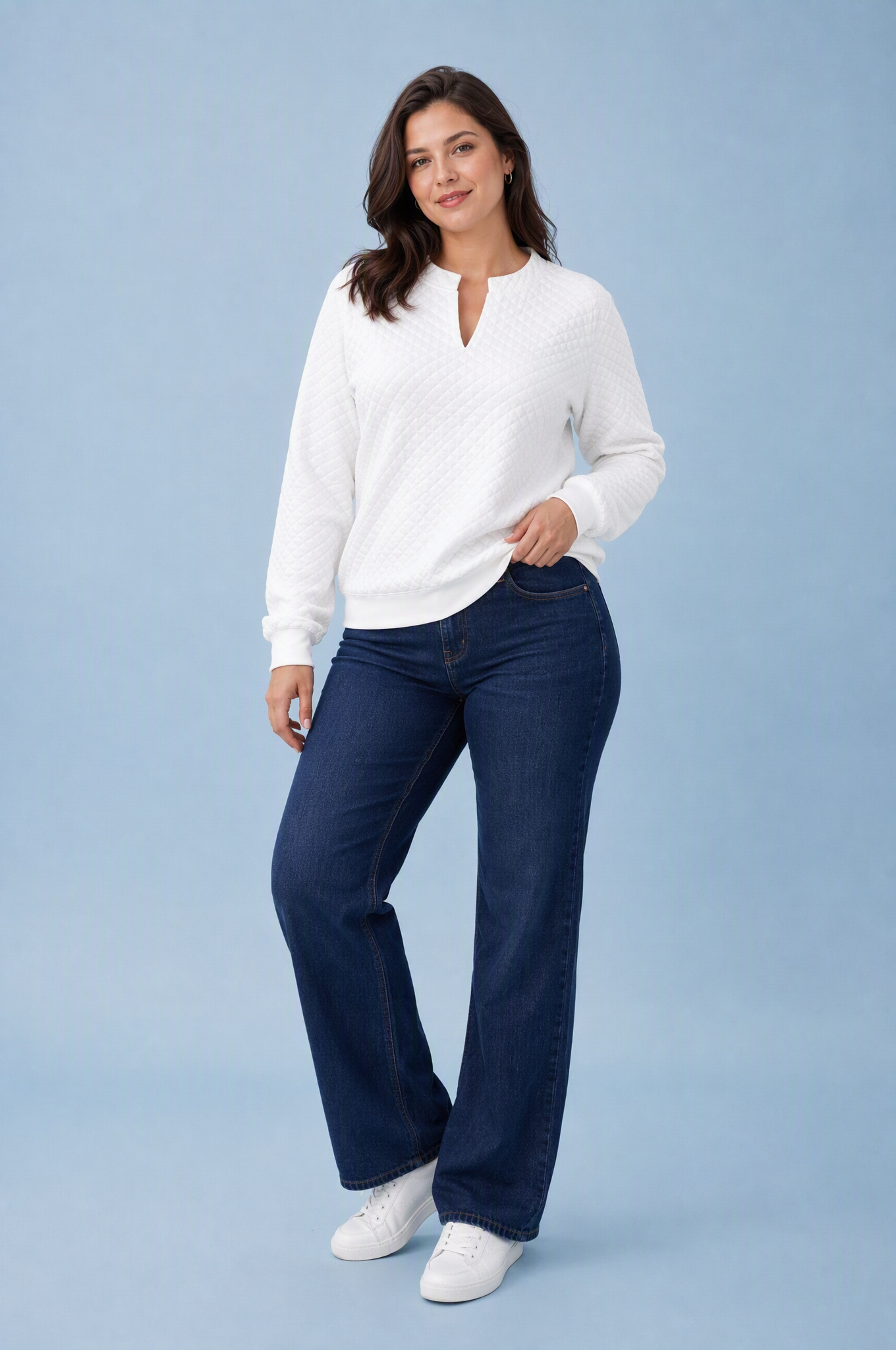 Sweat texturé col en V | Porté sur une autre silhouette | Lounelle Paris