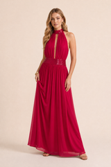 Vestido comprido com decote halter e costas descobertas