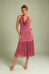 Vestido rosa drapeado sem mangas
