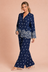 Conjunto azul marinho largo bordado