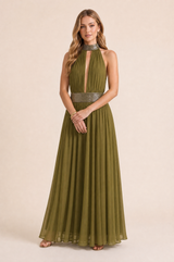 Vestido comprido com decote halter e costas descobertas