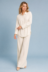 Conjunto creme amplo com pregas