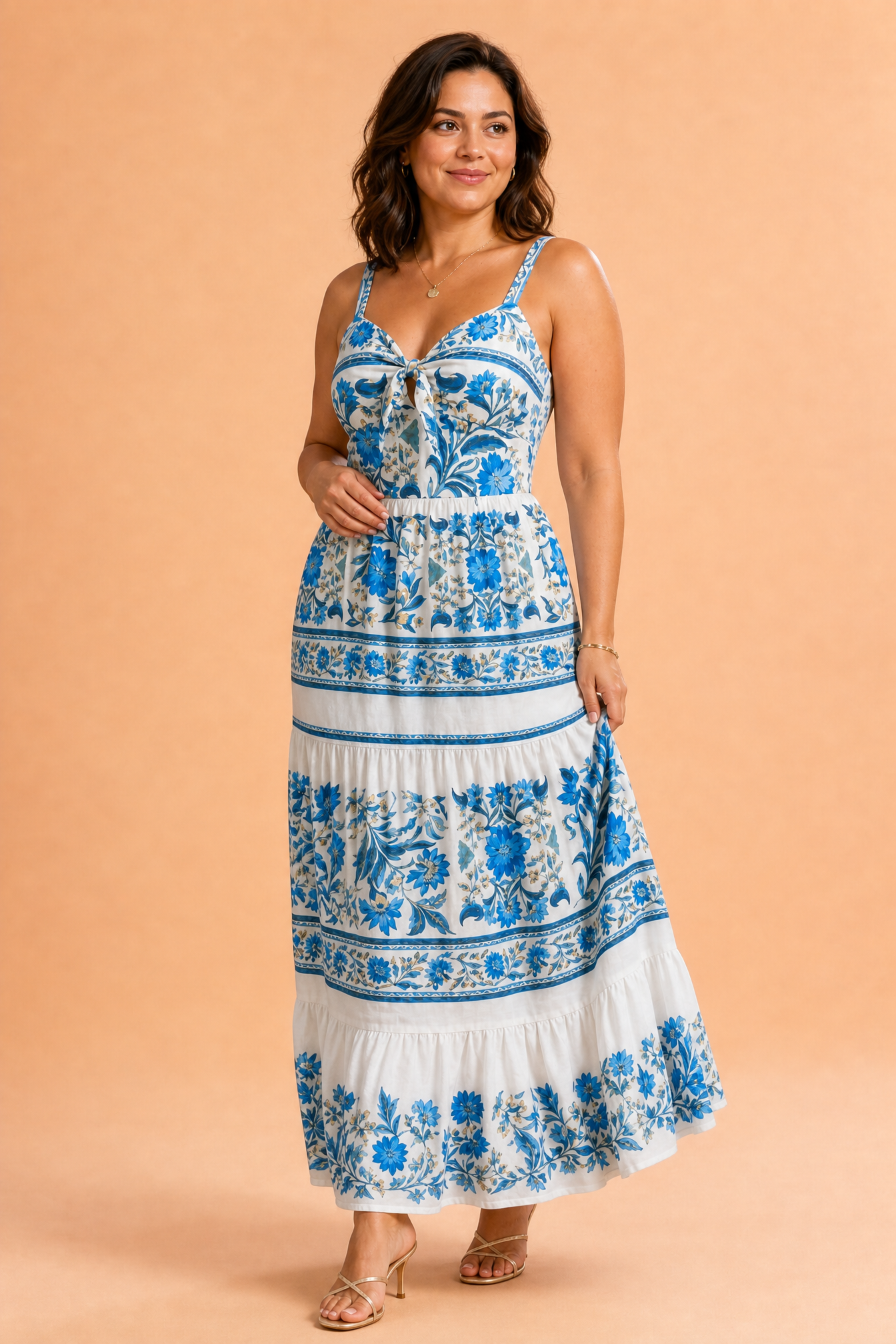 Robe longue bleue à bretelles | Porté sur une autre silhouette | Lounelle Paris