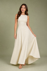 Vestido longo creme evasado sem mangas
