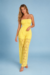 Macacão amarelo tomara-que-caia transparente