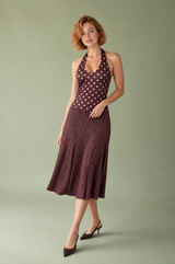 Conjunto castanho de bolinhas com gola halter