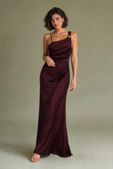 Vestido longo bordeaux assimétrico