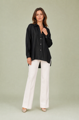Camisa larga com linhas cintilantes