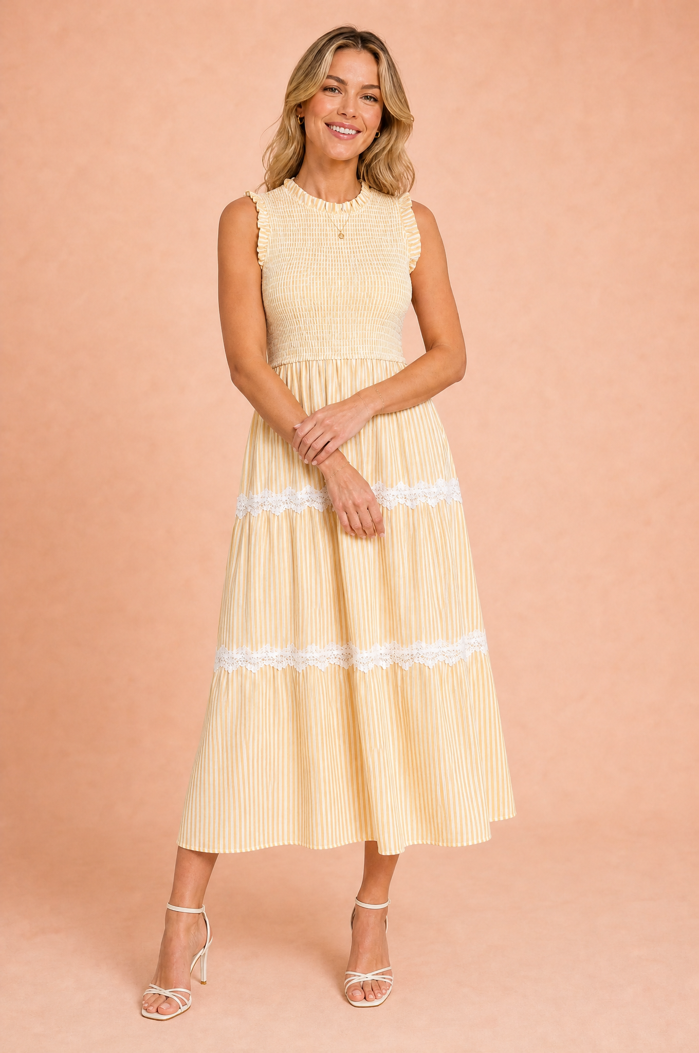 Robe longue rayée smockée | Variante Jaune | Lounelle Paris