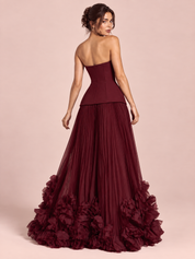 Vestido comprido vermelho cai-cai com pregas