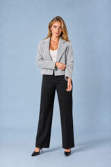 Blazer curto amplo de dupla botoadura