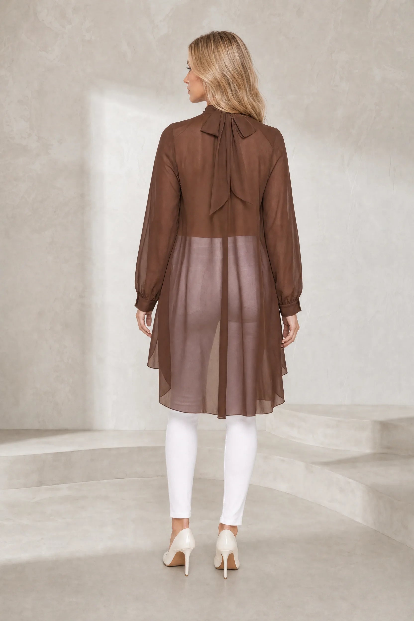 Blouse marron col montant asymétrique | Lounelle Paris