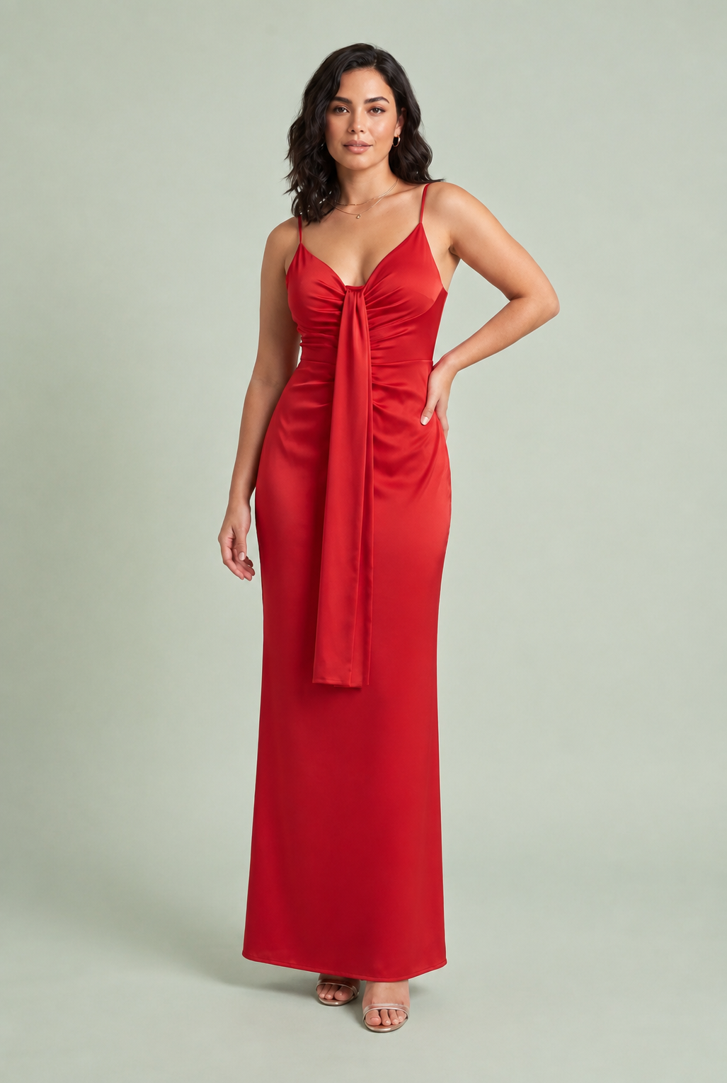 Vestido longo drapeado com decote em V