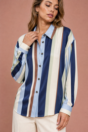 Chemise ample à rayures satinée | Vue rapprochée | Lounelle Paris