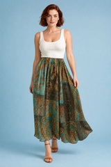 Saia longa verde fluida estampada