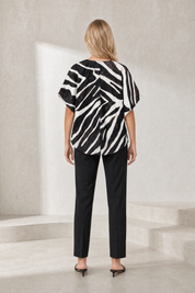Blouse ample imprimé zébré col fendu | Lounelle Paris