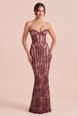 Vestido cai-cai de renda com costas de atacadores