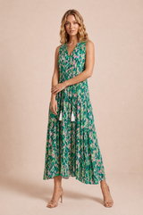 Vestido estampado decote V franjas