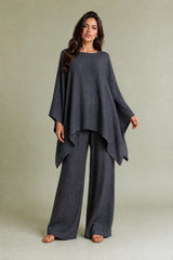 Conjunto amplo com gola barco