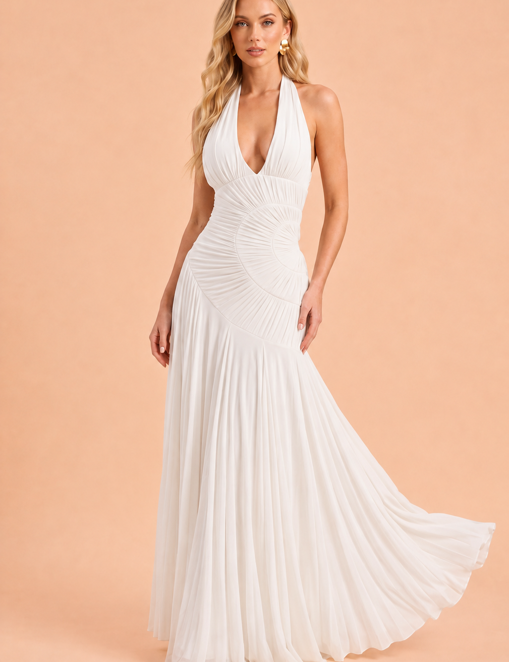 Vestido comprido de decote halter com costas descobertas