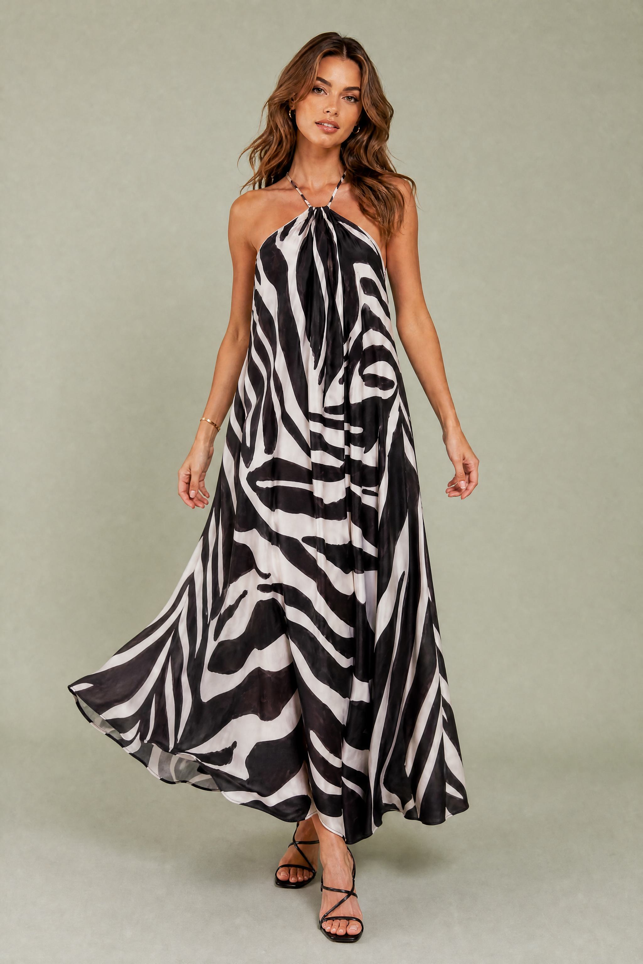 Robe longue col licou imprimé animalier | Vue en mouvement | Lounelle Paris