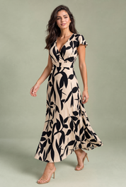 Robe longue imprimée col V | Vue en mouvement | Lounelle Paris