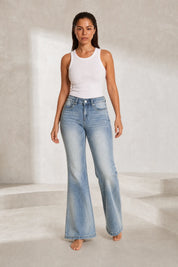 Jean bleu délavé coupe évasée | Lounelle Paris
