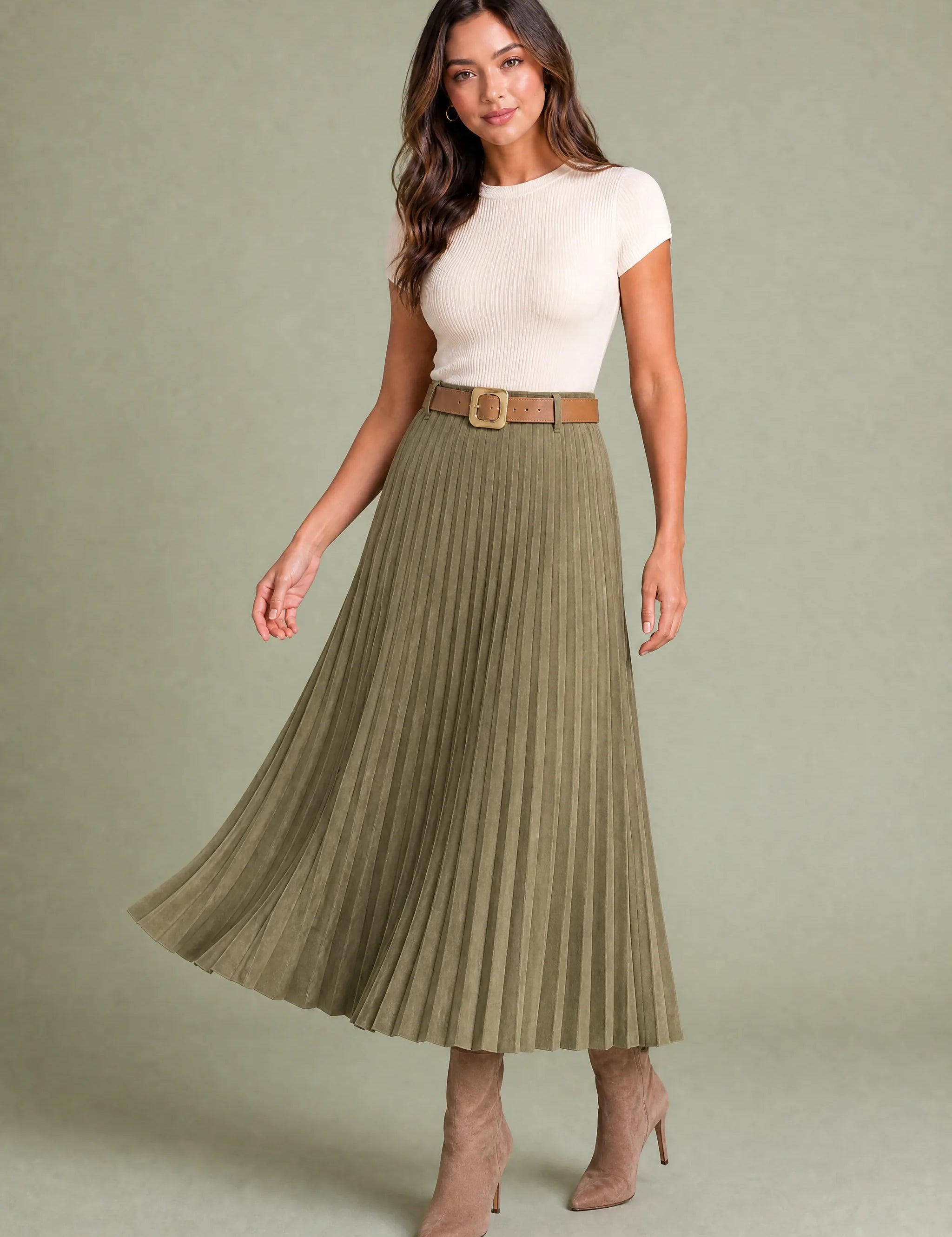 Jupe suédine plissée taille haute | Variante Vert | Lounelle Paris