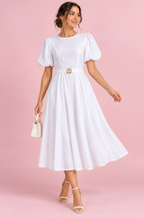 Vestido midi branco de gola subida e mangas balão