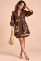Vestido mini fluido castanho-escuro com decote em V