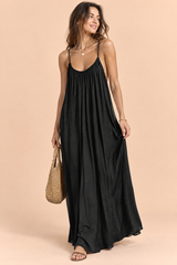 Vestido maxi fluido sem costas Preto