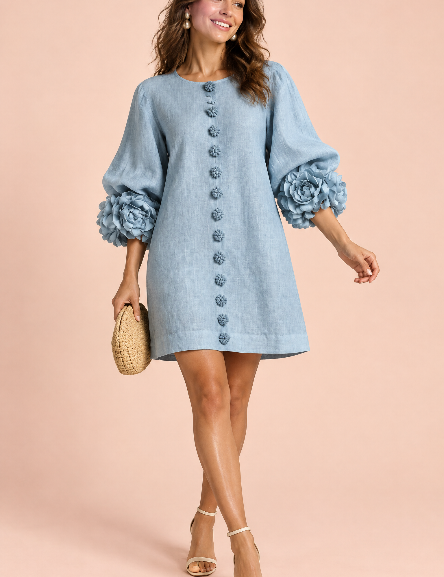 Robe droite bleu clair à manches bouffantes et poignets à volants | Vue de face | Lounelle Paris