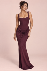 Vestido maxi magenta com franzido e decote quadrado