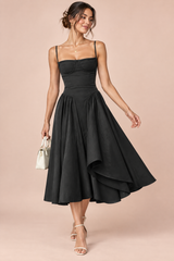 Vestido midi preto com corpete