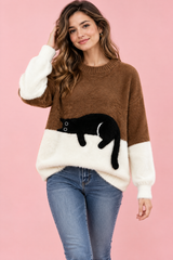 Camisola oversized castanha com motivo de gatos