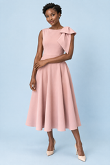 Vestido midi cor-de-rosa de decote assimétrico com manga com laço