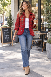 Veste ajustée rouge à imprimé léopard | Photo lifestyle | Lounelle Paris