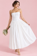 Vestido branco comprido com corpete