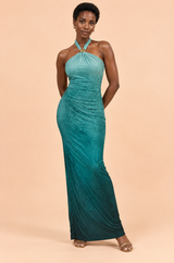 Vestido comprido turquesa degradé com decote halter e franzidos