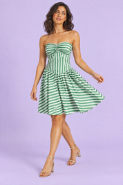 Robe verte rayée bustier dos nu | Vue en mouvement | Lounelle Paris