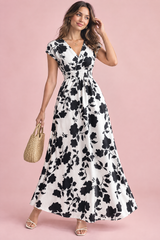 Vestido comprido floral branco com cintura franzida