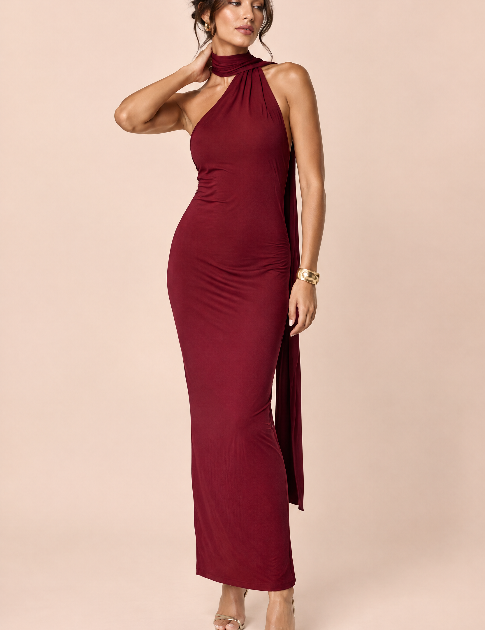 Robe longue bordeaux à encolure asymétrique, avec col | Vue de face | Lounelle Paris