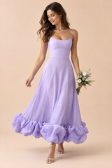 Vestido midi lilás evasé com folho na bainha