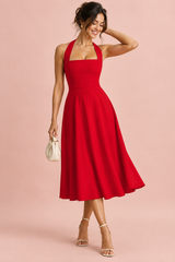 Vestido midi vermelho com saia evasé e decote quadrado