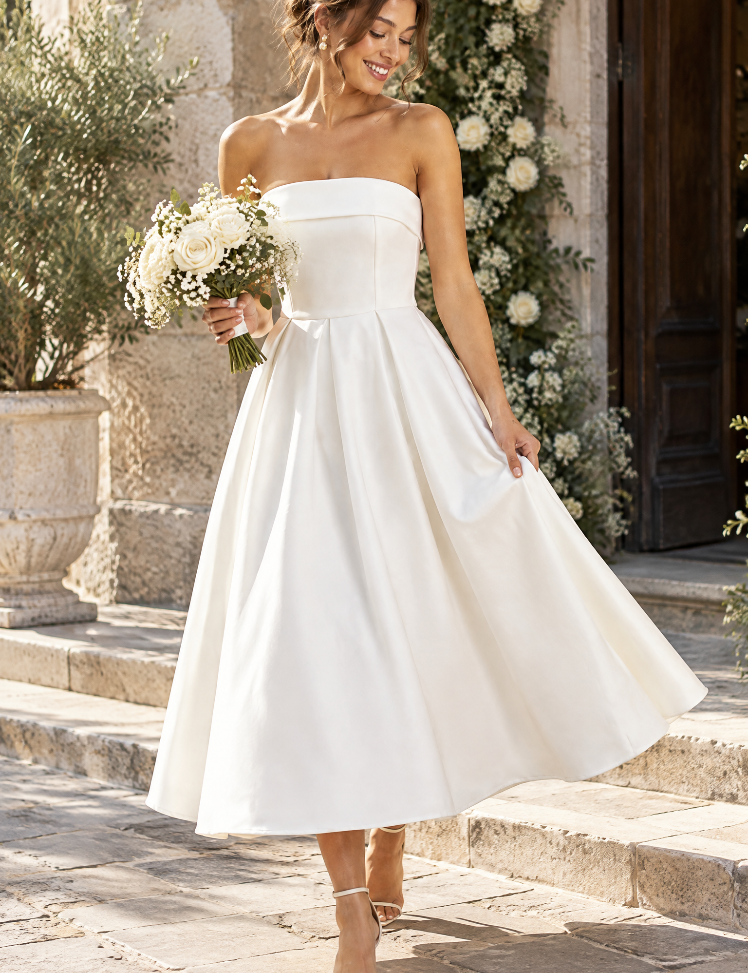 Robe midi patineuse bustier blanche | Photo lifestyle | Lounelle Paris