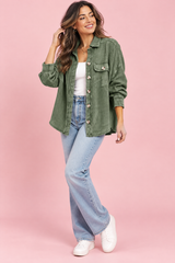 Sobrecamisa verde-sálvia com bainha desfiada