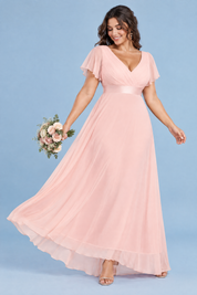 Robe longue plissée rose à col V | Porté sur une autre silhouette | Lounelle Paris